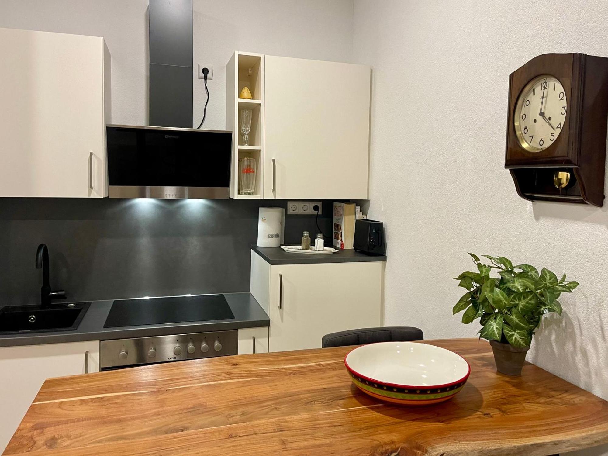 Wunderschoenenes Apartament Am Schloessle Zentrum Goldstadt بفورتسهايم المظهر الخارجي الصورة